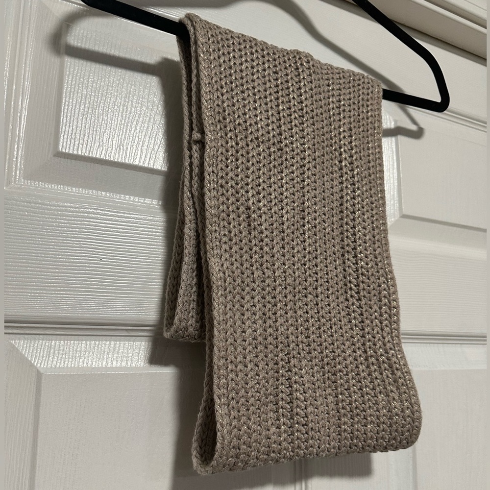 American Eagle Knit Cream Gold Sparkle Infinity Scarf OS